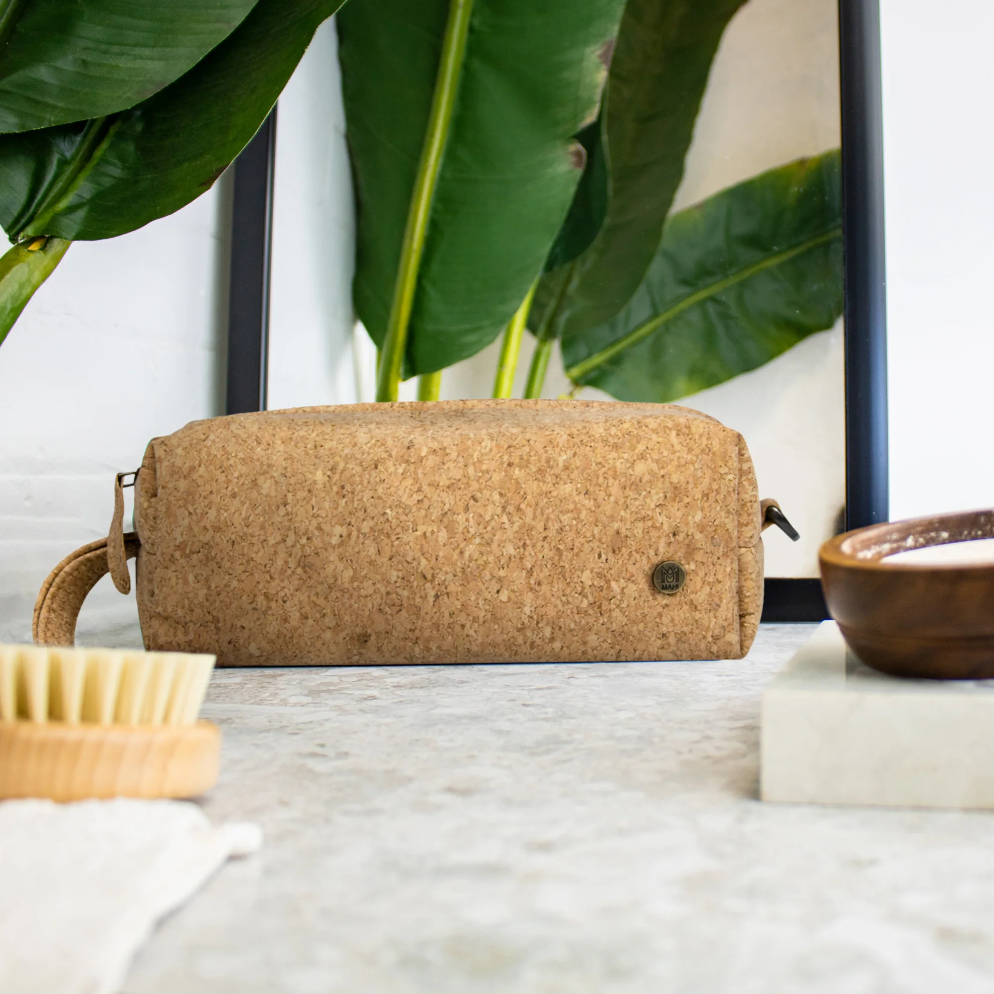 The Classic Wash Bag (Vegan) - Image 2